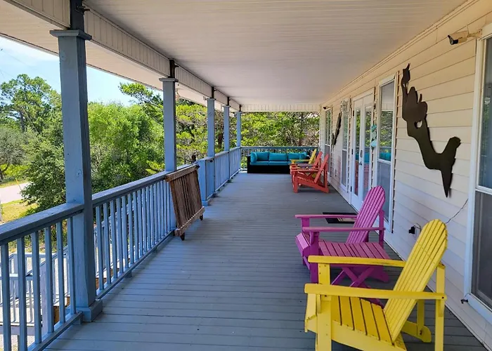 The Mermaid- Newly Refreshed Home, Steps To Shore, Dogs Ok *