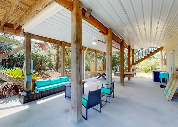 The Mermaid- Newly Refreshed Home, Steps To Shore, Dogs Ok Holiday home Gulf Shores